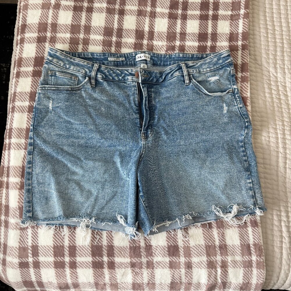 Ava & Viv High Rise Relaxed Bermuda Short